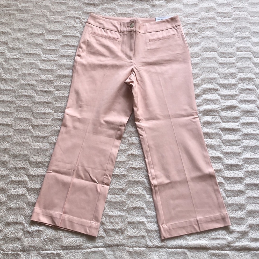 NWT Ann Taylor Crops